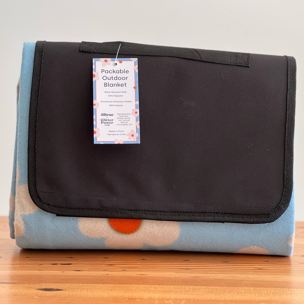 Packable Outdoor Blanket